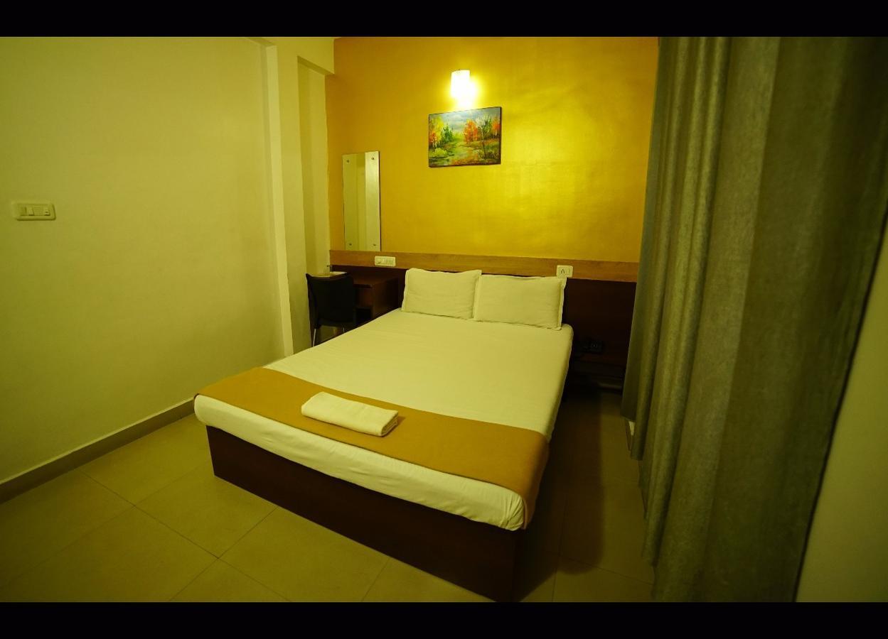 North Grande Hotel Kochi Exterior photo